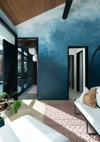 Custom blue ombre specialty wall finish in a luxury residential bedroom, painted by Dream Team Finishes, Chattanooga, TN