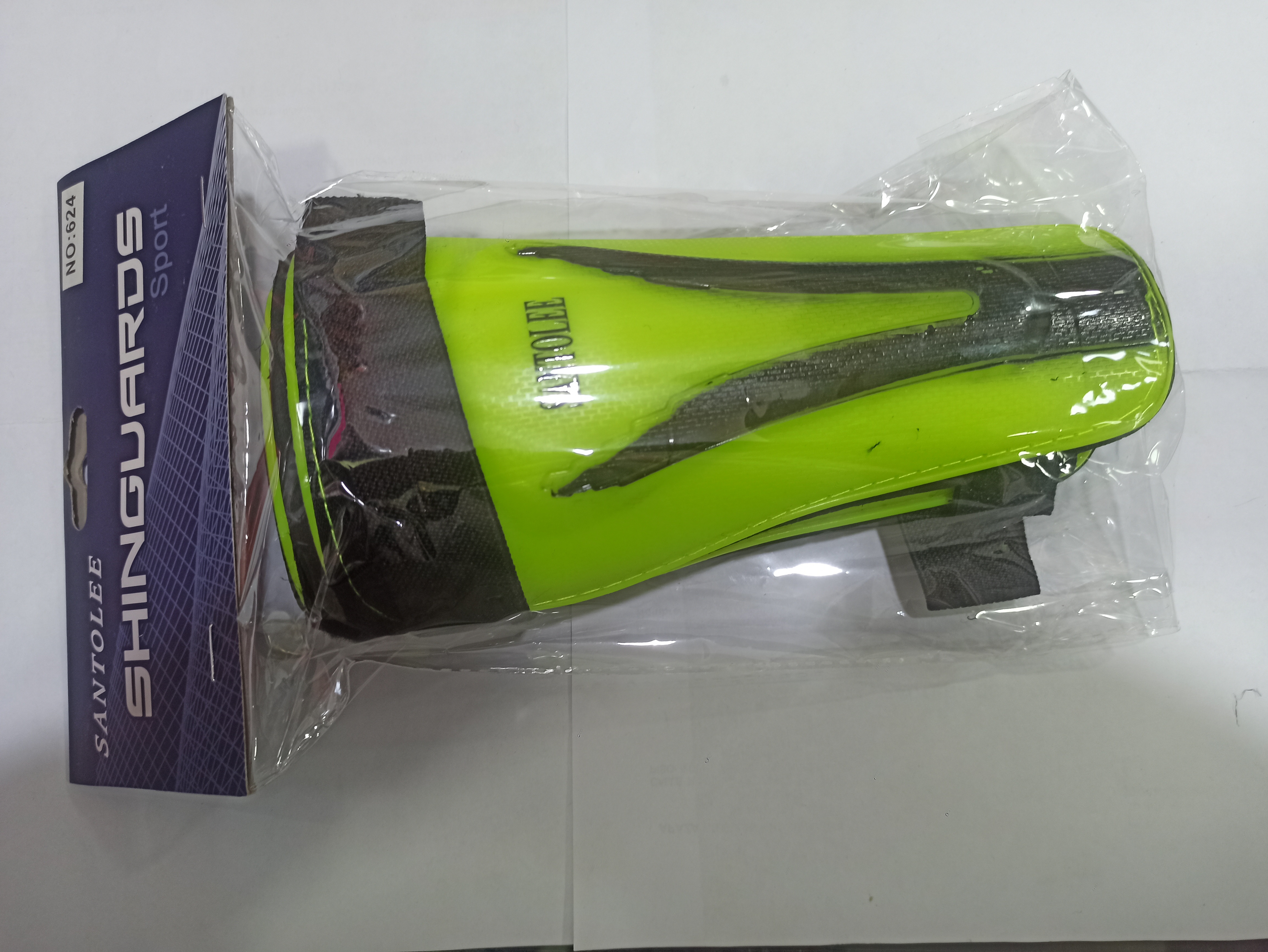 Canillera con diseño en forma de alas