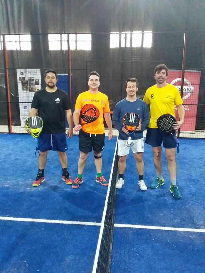 44298400_286155565443374_866276300381854