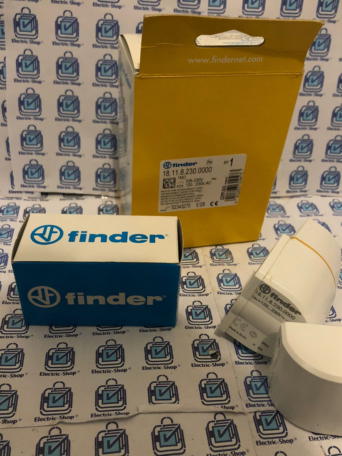 18.11.8.230.0000 FINDER SENSOR DE MOVIMIENTO PARED EXTERIOR 120/230VAC F18118230