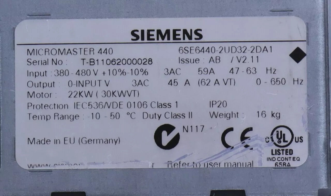 6SE6440-2UD32-2DA1 SIEMENS 6SE6 440-2UD32-2DA1