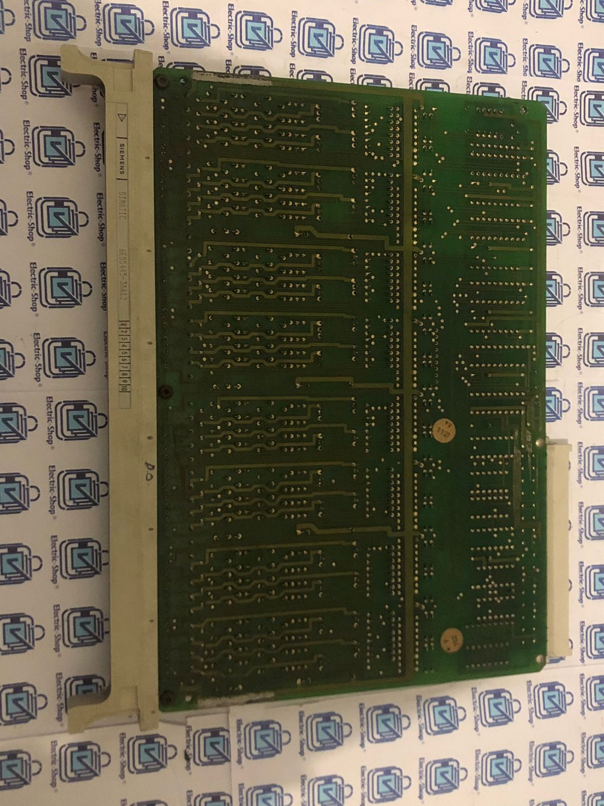 6ES5445-3AA12 SIEMENS S5, 445 SALIDAS DIGITALES NO AISLADA 32 SALIDAS 24V DC/0.5