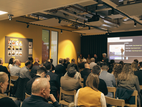 An event room full of guests