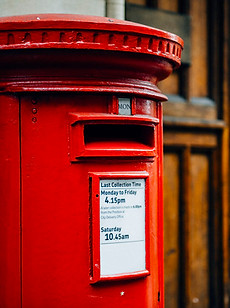 iconic-red-british-mailbox-city_53876-63