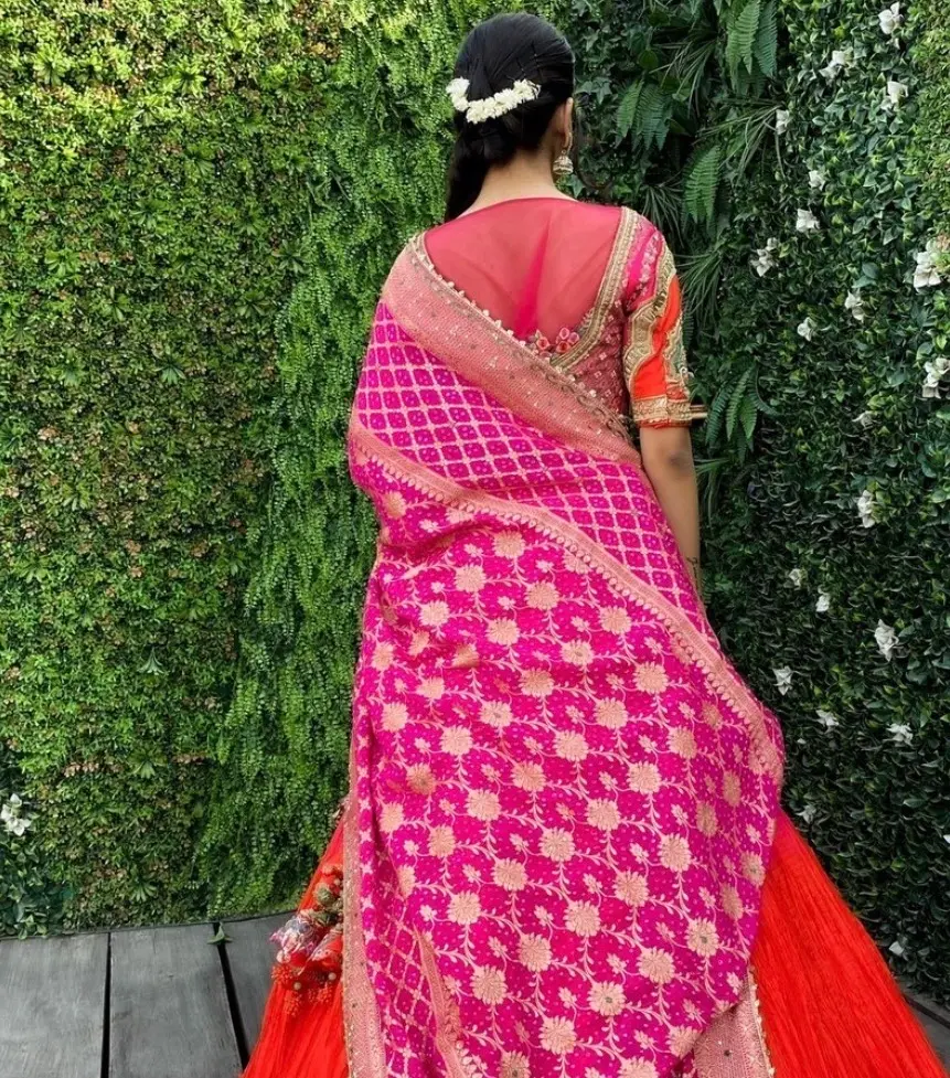 Use your bridal lehenga dupatta creatively