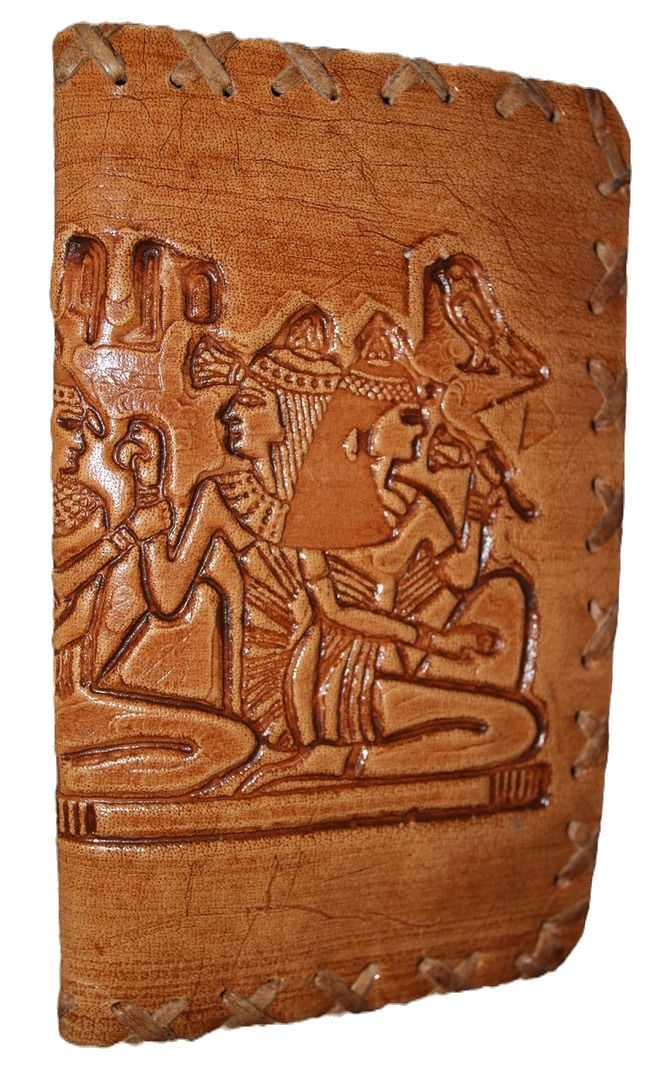 Miniaturbild: Preloved Carved Leather Egyptian Purse
