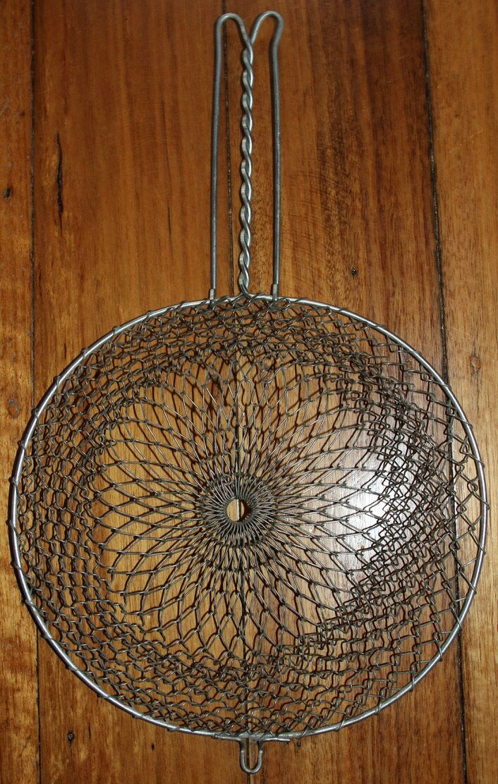 Thumbnail: Preloved Collapsible wire basket with handle