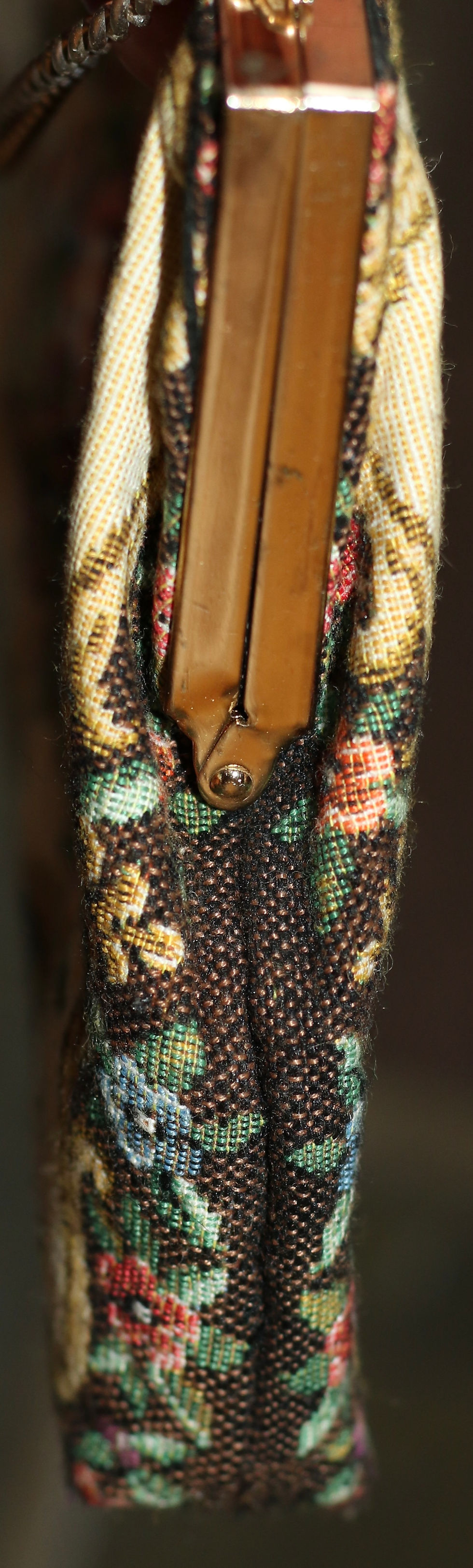Miniatura: Preloved Floral Tapestry Clutch, Floral Handbag