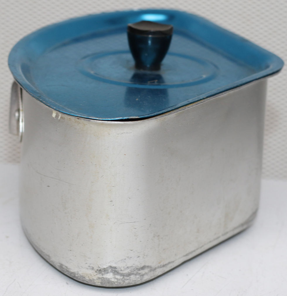 Thumbnail: Preloved Vintage Pair of Triangular Cookers, Triangle Pot Set, Vintage Cookware