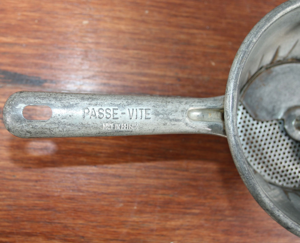 Μικρογραφία: Preloved Vintage Metal Passe Vite, Made in Belgium.