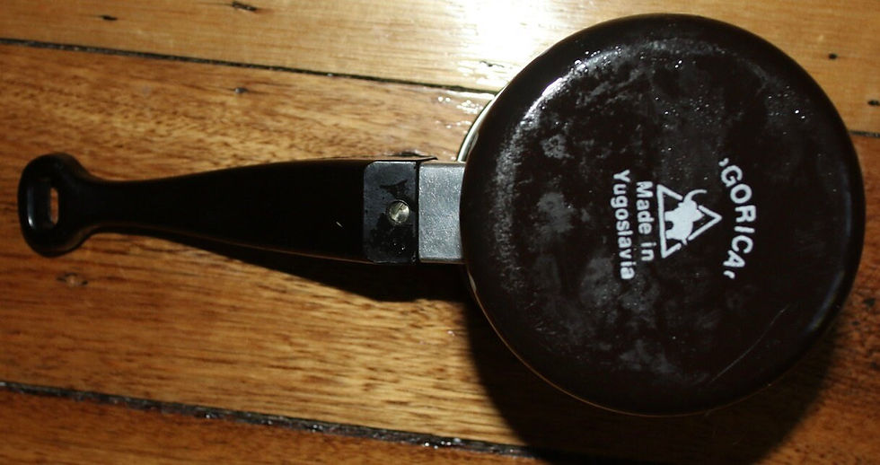 縮圖：Preloved Gorica Enamelware Saucepan