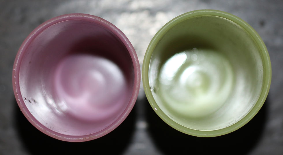 Miniatura: Preloved Pair of Tupperware Tumblers, Tupperware Beakers