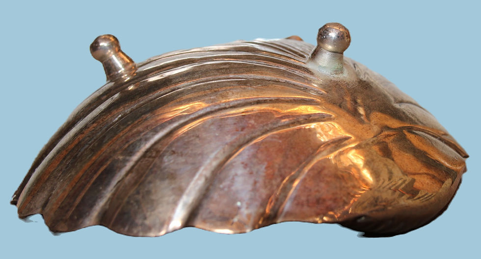 Miniaturbild: Preloved Shell Shaped Bowl, Clam Bowl