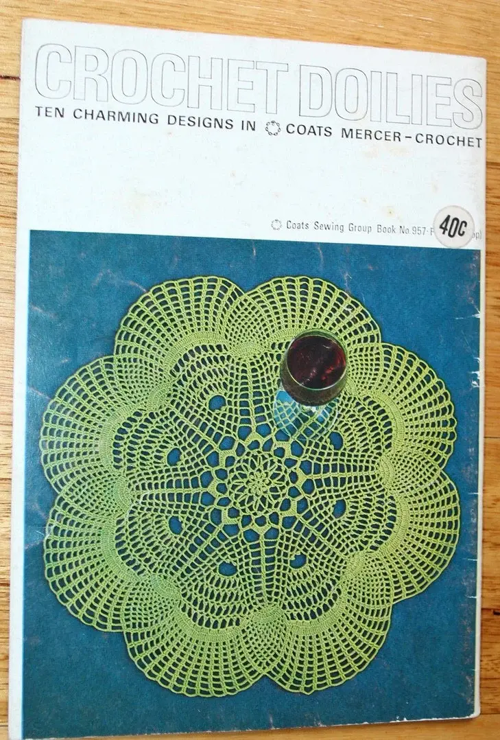 Miniatura: Crochet Doilies Ten Charming Designs in Coats Mercer,Crochet Coats Sewing 957