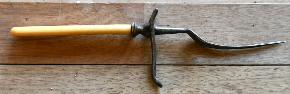 Miniatura: Preloved Vintage Carving Fork With Stand