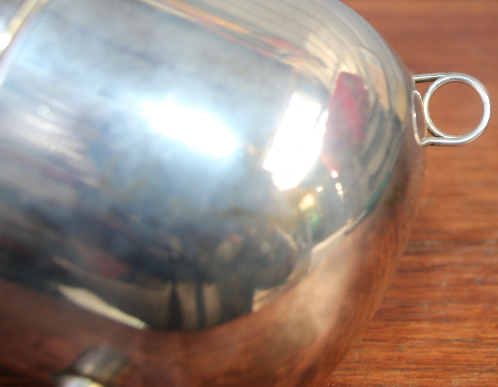Miniature : Preloved Metal Piggy Bank, Metal Money Box