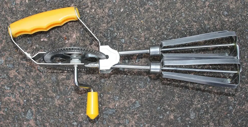 Miniatura: Preloved Vintage steel hand beater , Metal Egg Beater