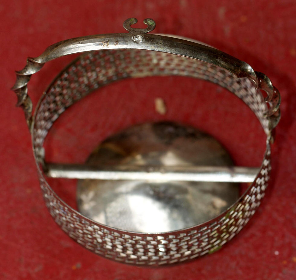 Miniatura: Preloved Vintage Metal and Arcoroc Glass Sugar Bowl with Spoon Rest and spoon