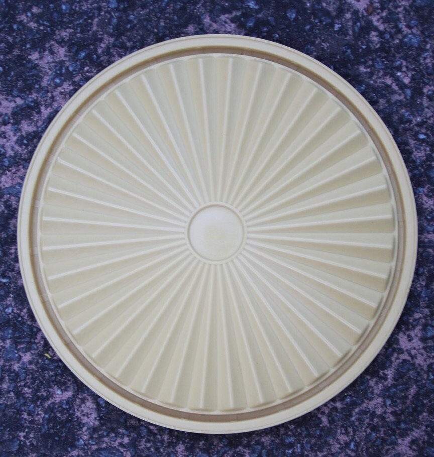Miniatura: Preloved Vintage Large Tupperware container with lid