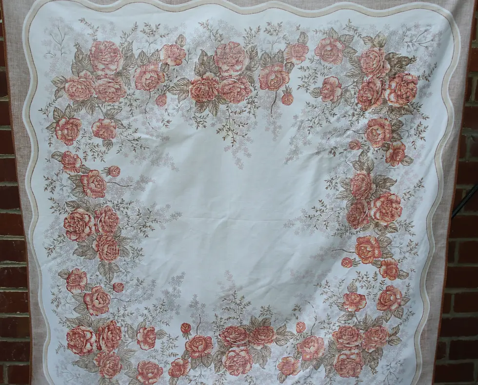 Miniatura: Preloved Rectangular Printed Flower Tablecloth, Floral Tablecloth