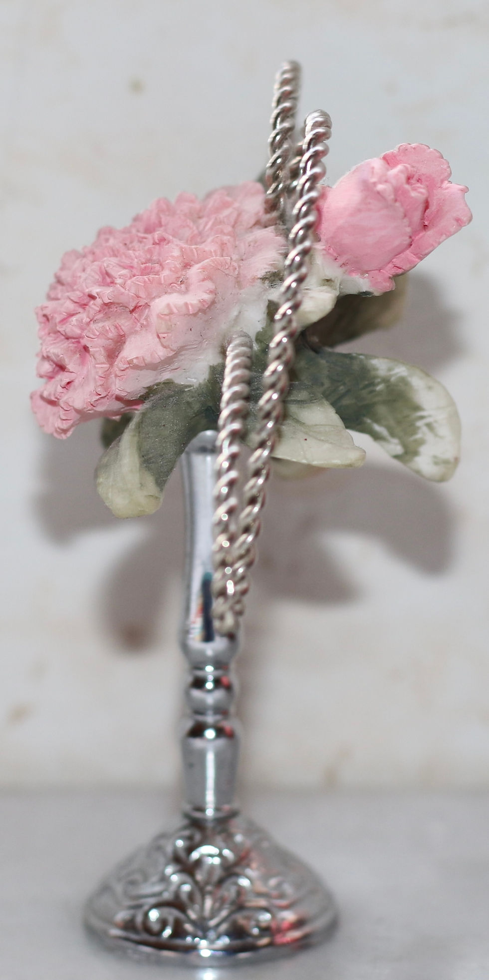 Miniaturbild: Preloved Vintage Ceramic Flower Ornament