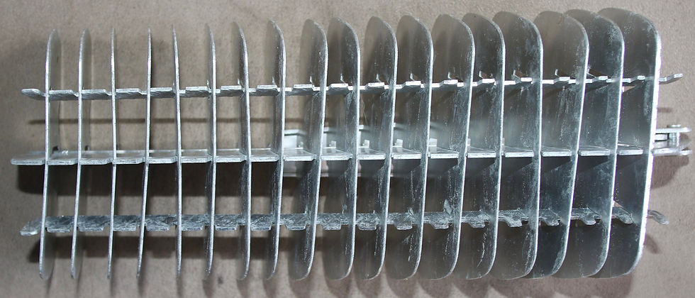Миниатюра: Preloved Retro Magic Touch Ice Chipper Tray - Metal Ice Cube Tray With Lever