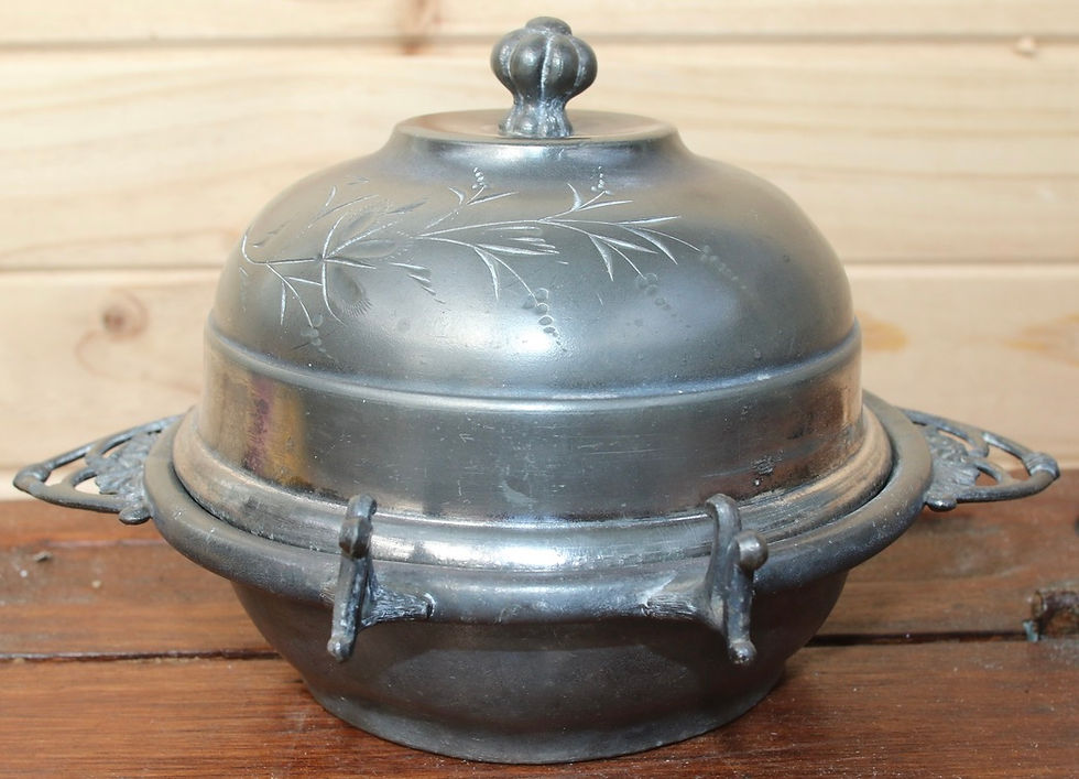 Thumbnail: Preloved Vintage Quadruple Plate Butter Dish