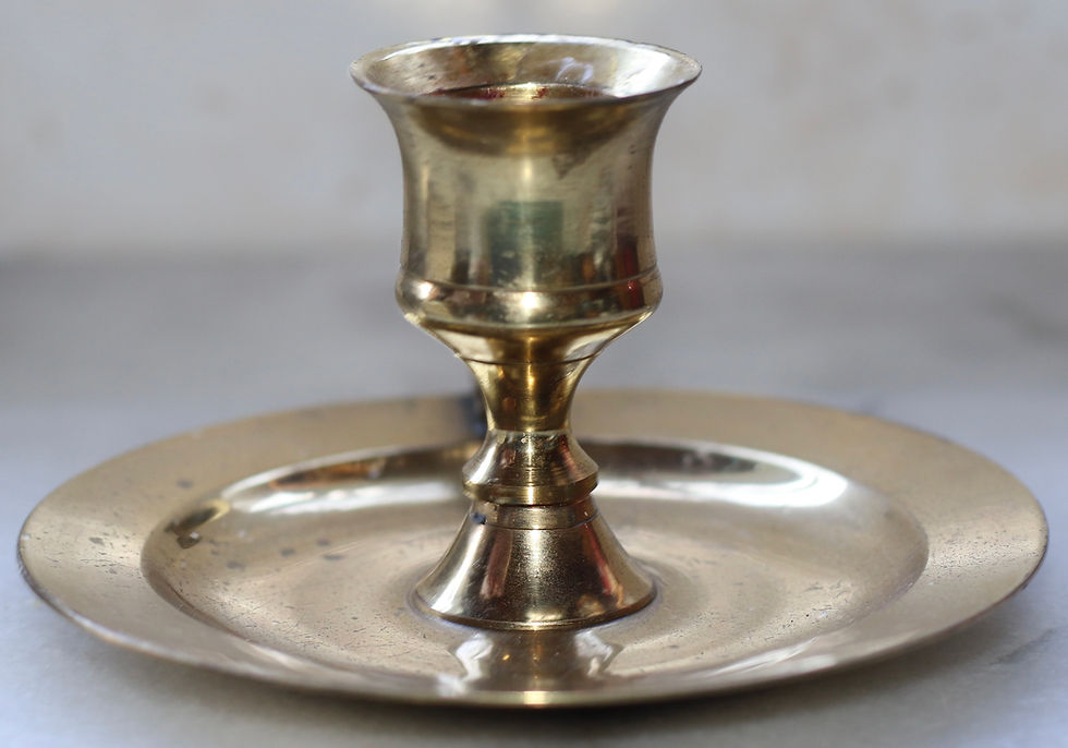 Miniaturbild: Preloved Metal Wee Willy Winky Candle Holder, Rustic Candle Holder