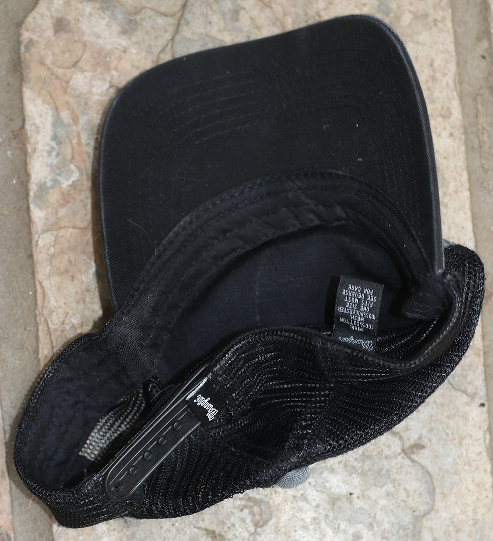 Miniaturbild: Preloved One Size Fits Most Wrangler Trucker Cap. Wrangler Baseball Hat