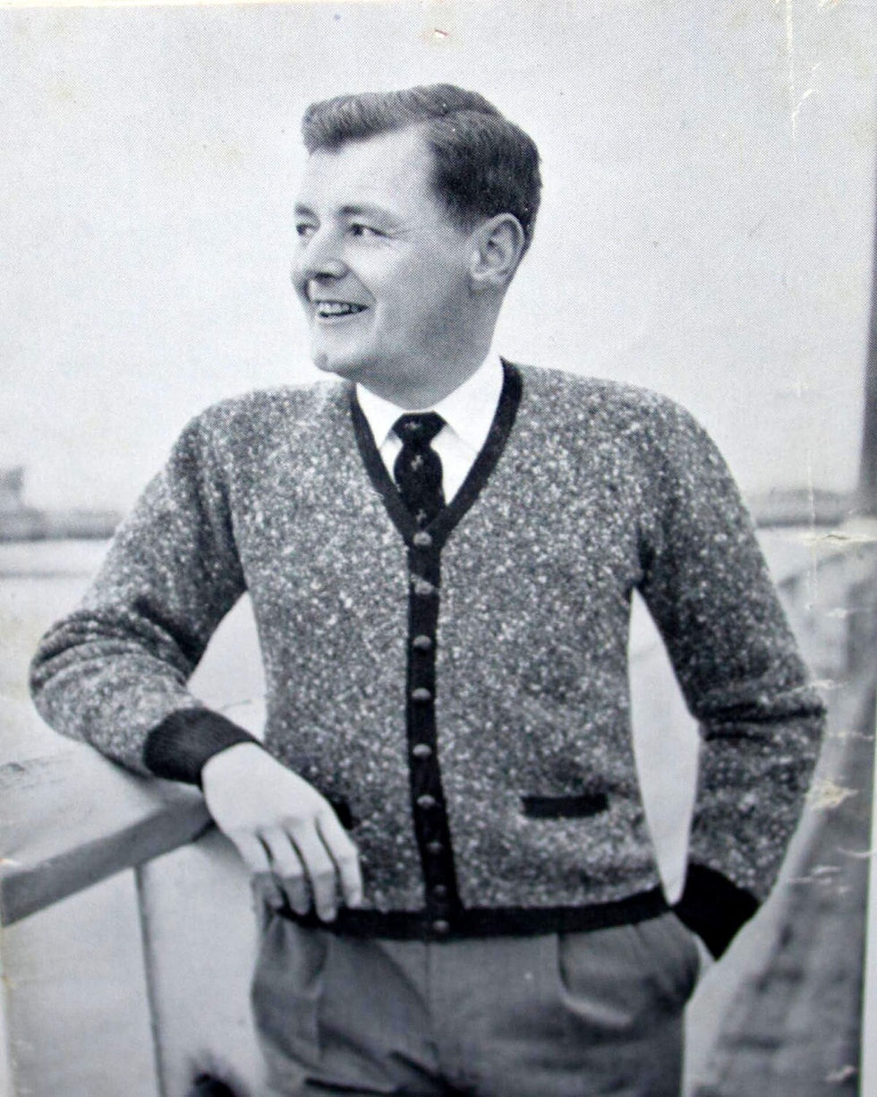 Miniature : Vintage Patons Knitting Book, No. 484 Mens knitted fashion.