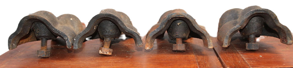 Miniature : Preloved Vintage Cast Iron Bathtub Claw Feet, Set of Four Antique Claw Feet