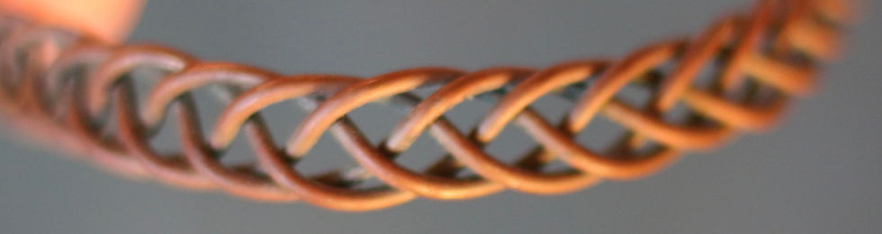 Miniatura: Preloved Child's Metal Braided Bracelet, Dolls Bracelet