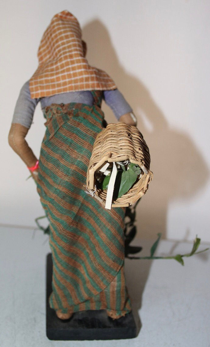 Miniature : Preloved Vintage Peasant Working In The Field Doll