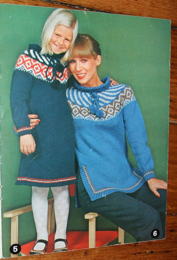 縮圖：Vintage Patons Knitting Book No. 562 - Husky -  OOP patterns