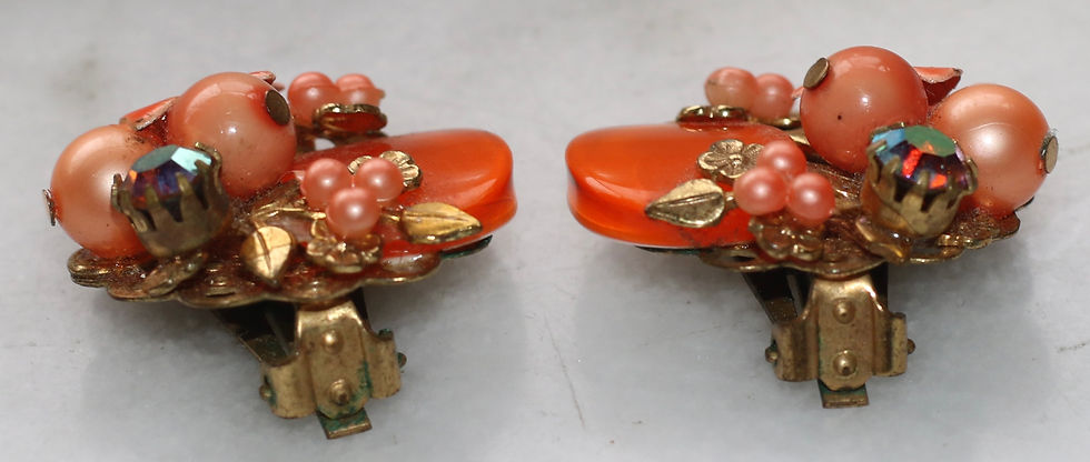 Μικρογραφία: Preloved Vintage Clip-on Metal Earrings, Vintage Floral Earrings