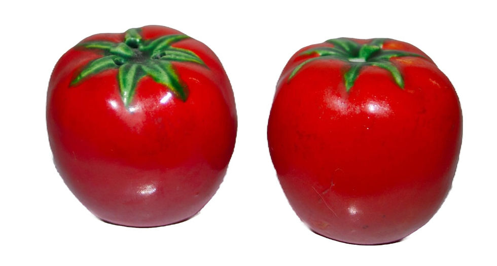 Miniatura: Preloved Set of tomato shakers on tray.