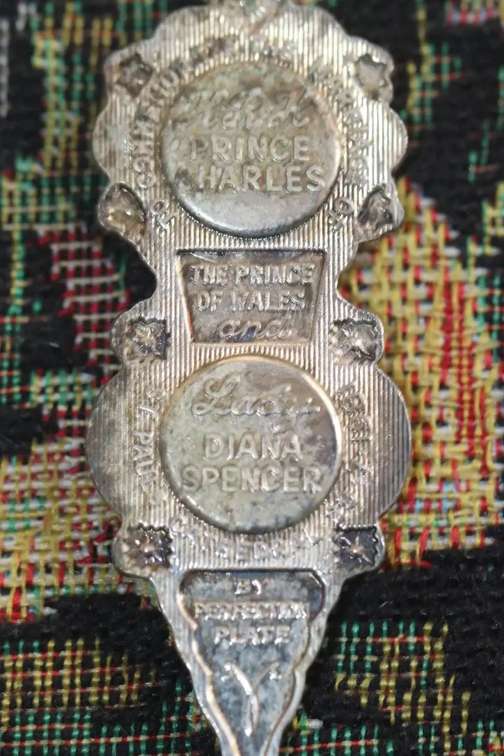 Miniature : Preloved Charles and Diana wedding commemorative display spoon in case