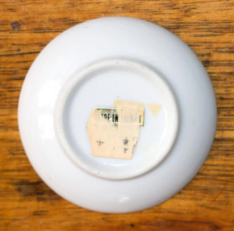 縮圖：Preloved Souvenir of Australia , Miniature Dreamworld, Gold Coast Plate in Stand