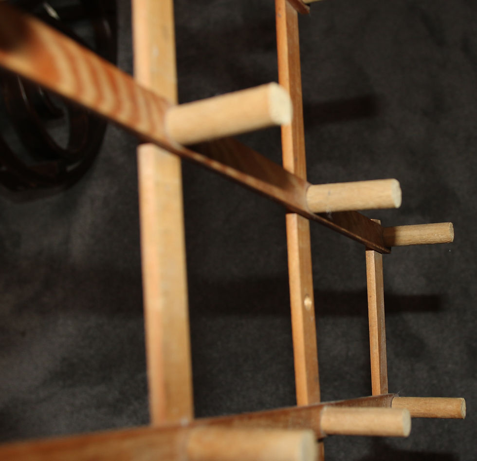 Miniature : Preloved Expanding Wooden Coat Rack Mug Rack