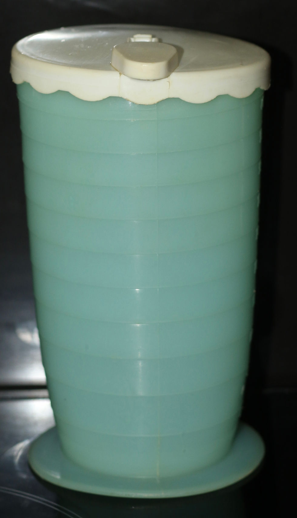 Miniatura: Preloved Vintage Marquis of Australia Plastic Jug