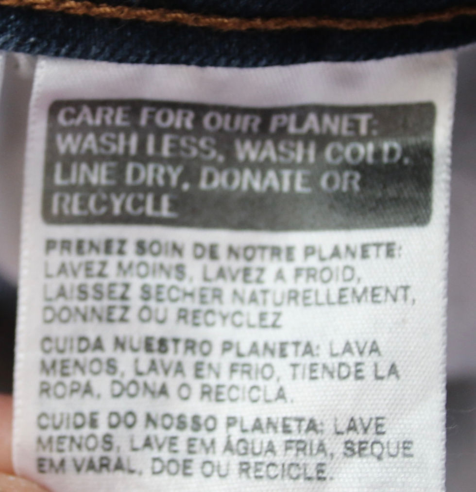 Miniaturbild: Preloved Levi Strauss Demi Curve Size 32 Mid Rise, Slim Jeans, Levis Jeans