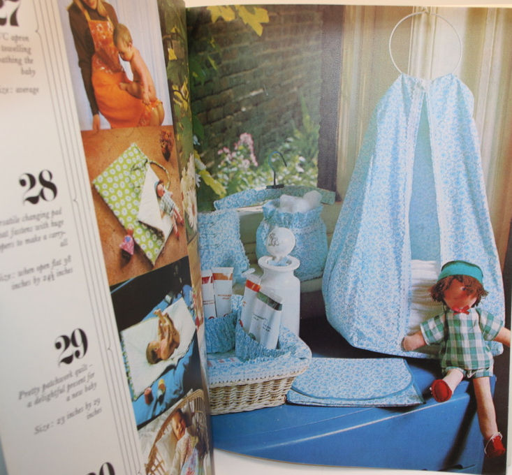 Miniaturbild: Vintage Golden Hands All You Can Make For Babies OOP Pattern Book