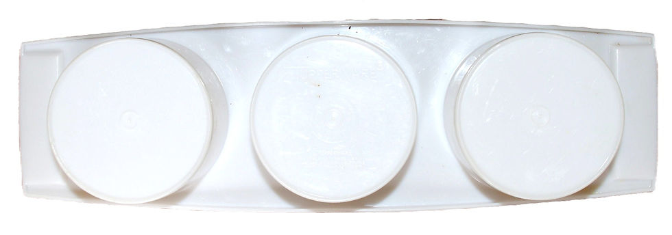 縮圖：Preloved Tupperware Condiment Caddy with three containers