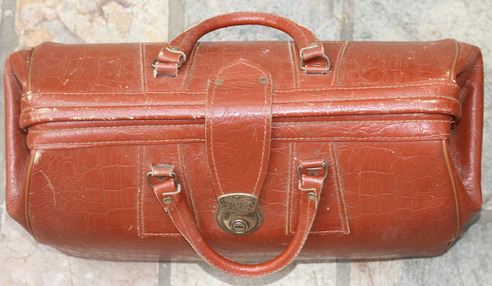 Μικρογραφία: Preloved Vintage Gina Leathergoods Solid Leather Gladstone bag, Large doctors
