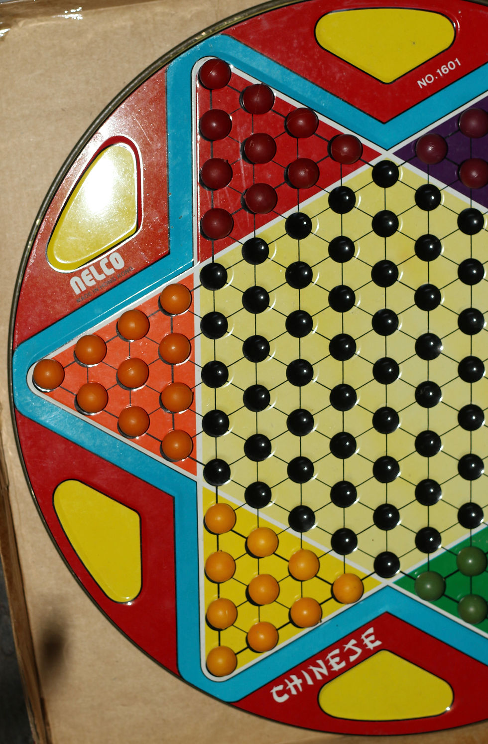 Miniaturbild: Vintage Nelco Chinese Checkers Game, Metal Chinese Checkers Board