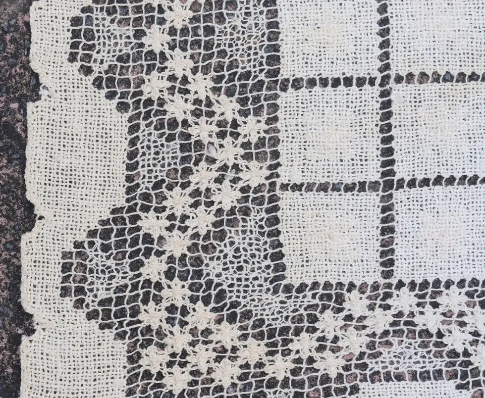 縮圖：Preloved Vintage Tablemat, Centrepiece, Doily