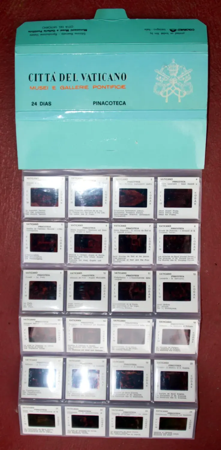 Μικρογραφία: Preloved God, God , Souvenir Citta Del Vaticano 24 colour slides in original box