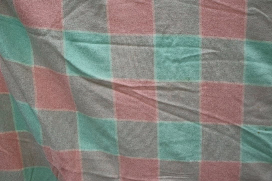 Preloved Waverley "Best for Rest" lambswool double wool blanket