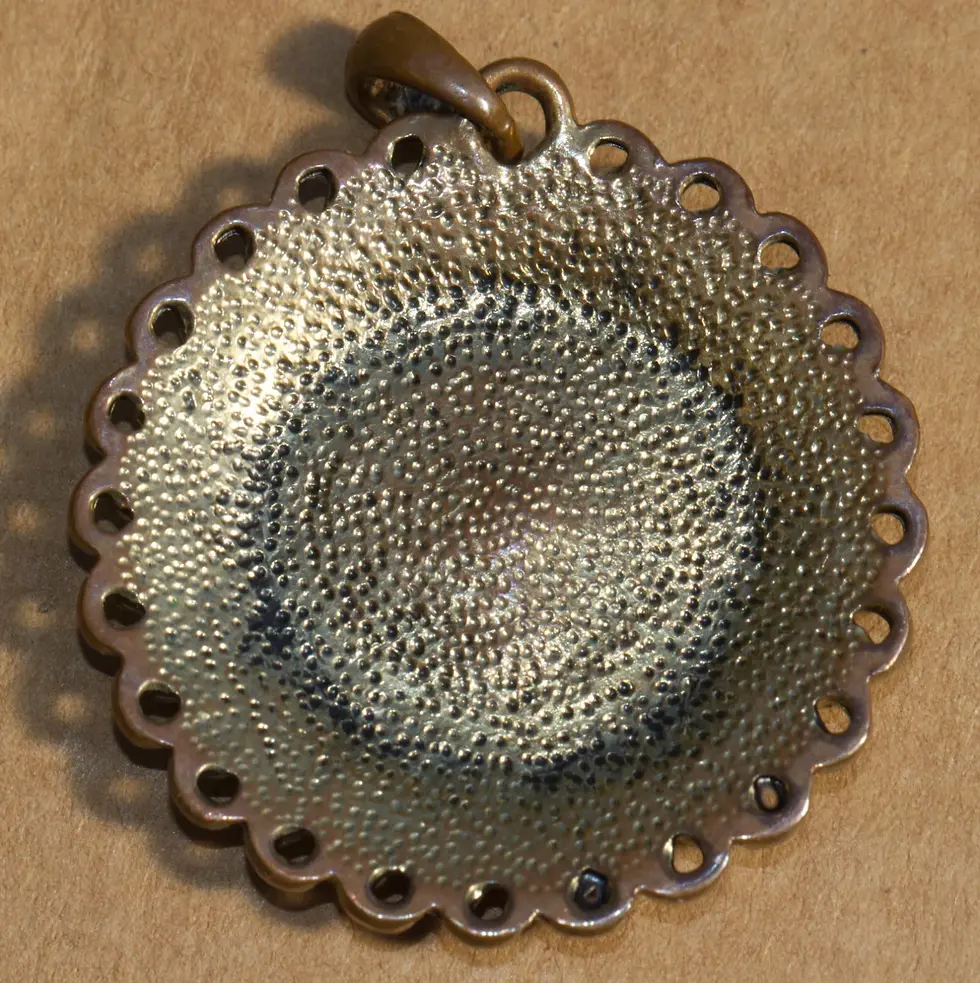 Miniatura: Preloved Metal Rose Pendant
