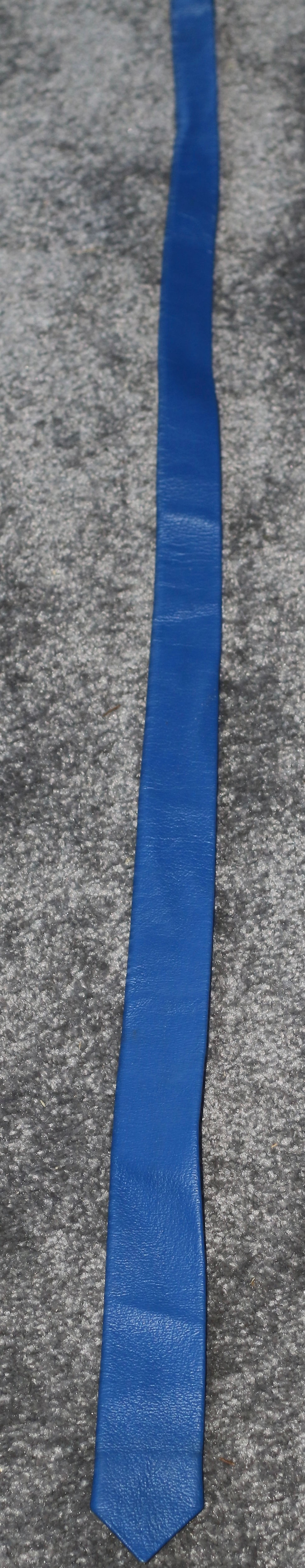 Miniaturbild: Preloved Vintage Genuine Blue Leather Necktie, Genuine Blue Leather tie